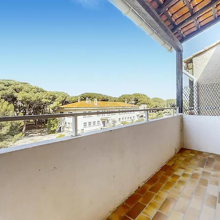 1 Bedroom Pet Friendly In Appartement Hyères
